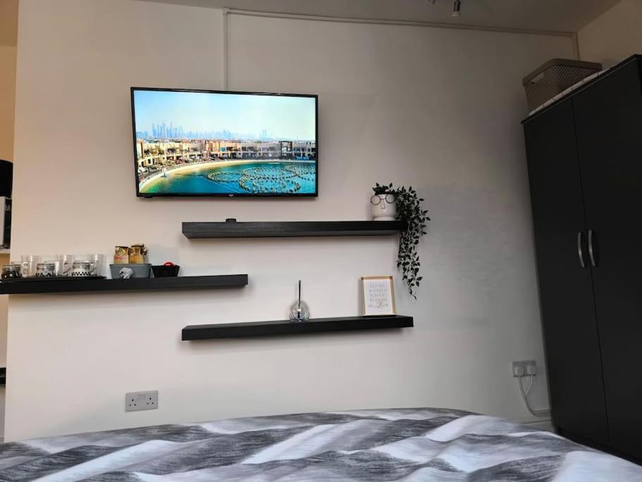 Studio Style Room, Near Tooting Broadway Station London Bagian luar foto